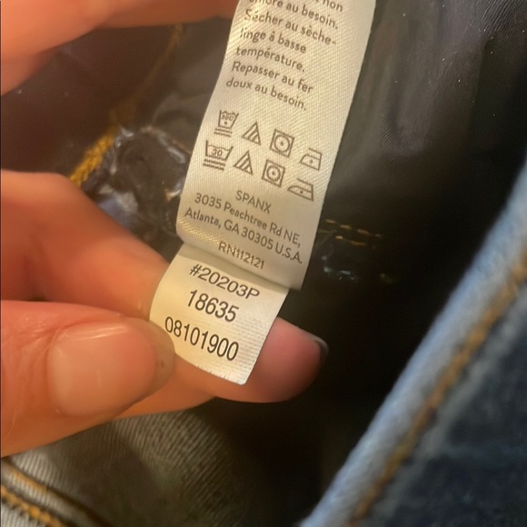 Women's Spanx Distressed Ankle Skinny Denim Jean - Picture 9 of 9